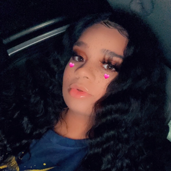 Custom glueless wig - Picture 11 of 15